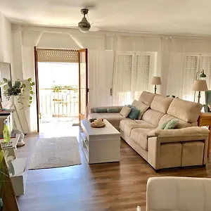 Centrico ,moderno Y Confortable Apartament Appartamento